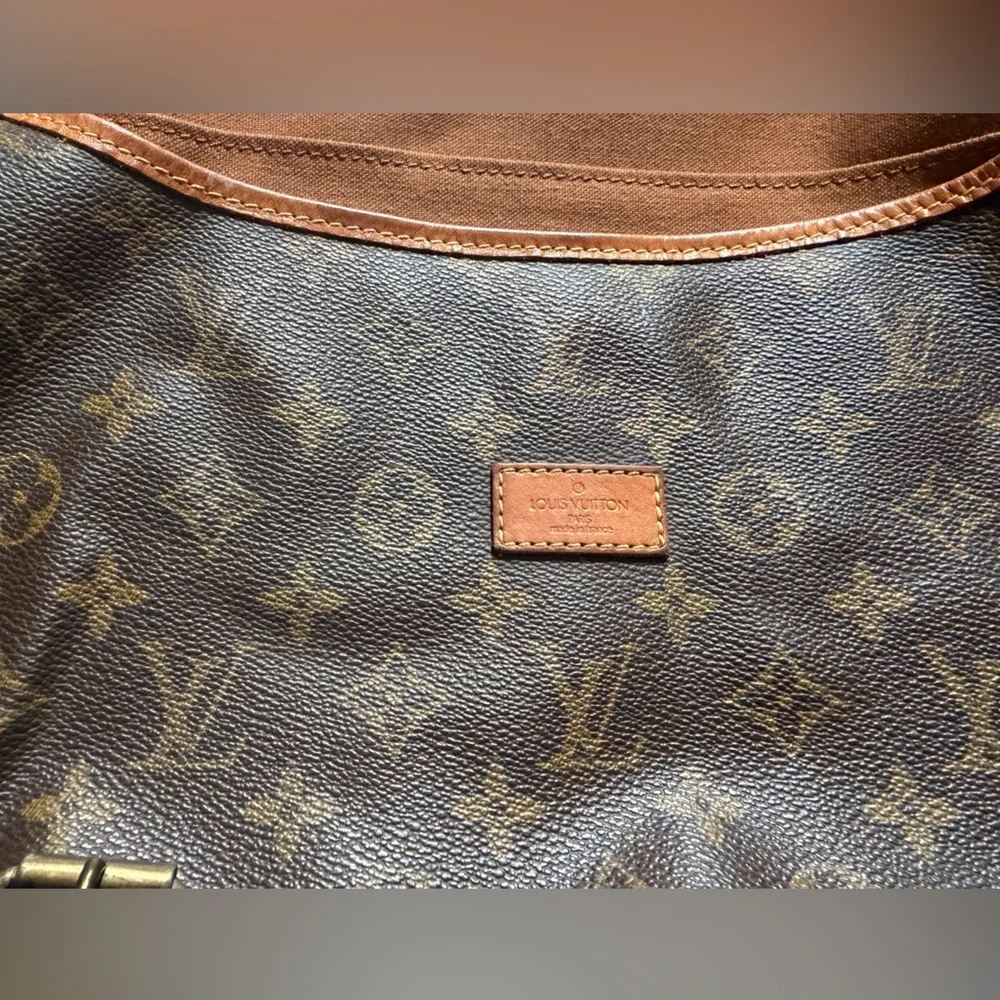 Louis Vuitton Monogram Saumur 43 Canvas Messenger Bag with Tan Leather Trim